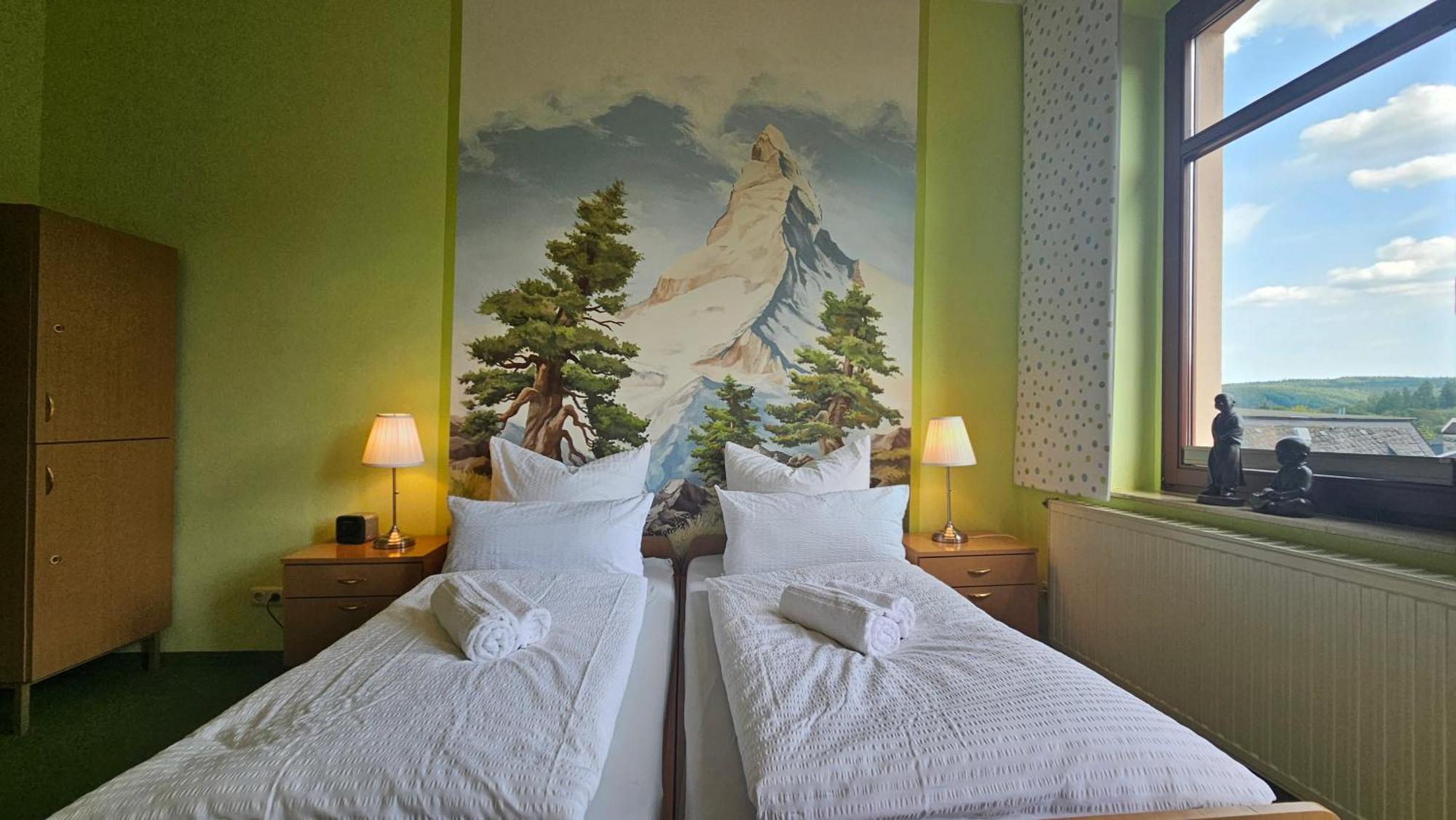 Pension Weisse Rose, Parkplatz, Fruehstueck, Wlan, Zentral Bad Elster Dış mekan fotoğraf