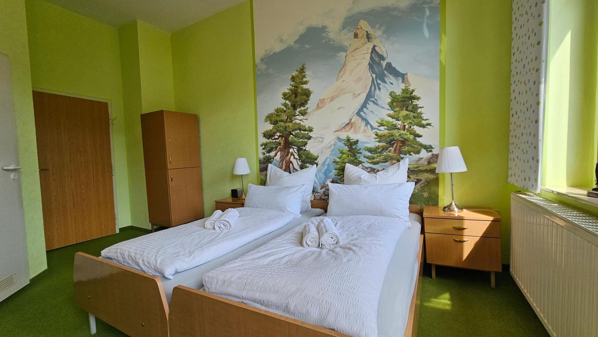 Pension Weisse Rose, Parkplatz, Fruehstueck, Wlan, Zentral Bad Elster Dış mekan fotoğraf
