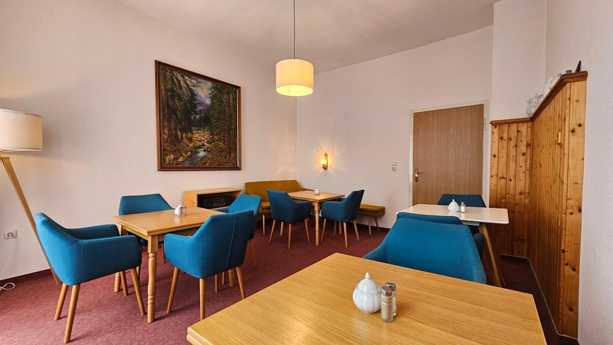 Pension Weisse Rose, Parkplatz, Fruehstueck, Wlan, Zentral Bad Elster Dış mekan fotoğraf
